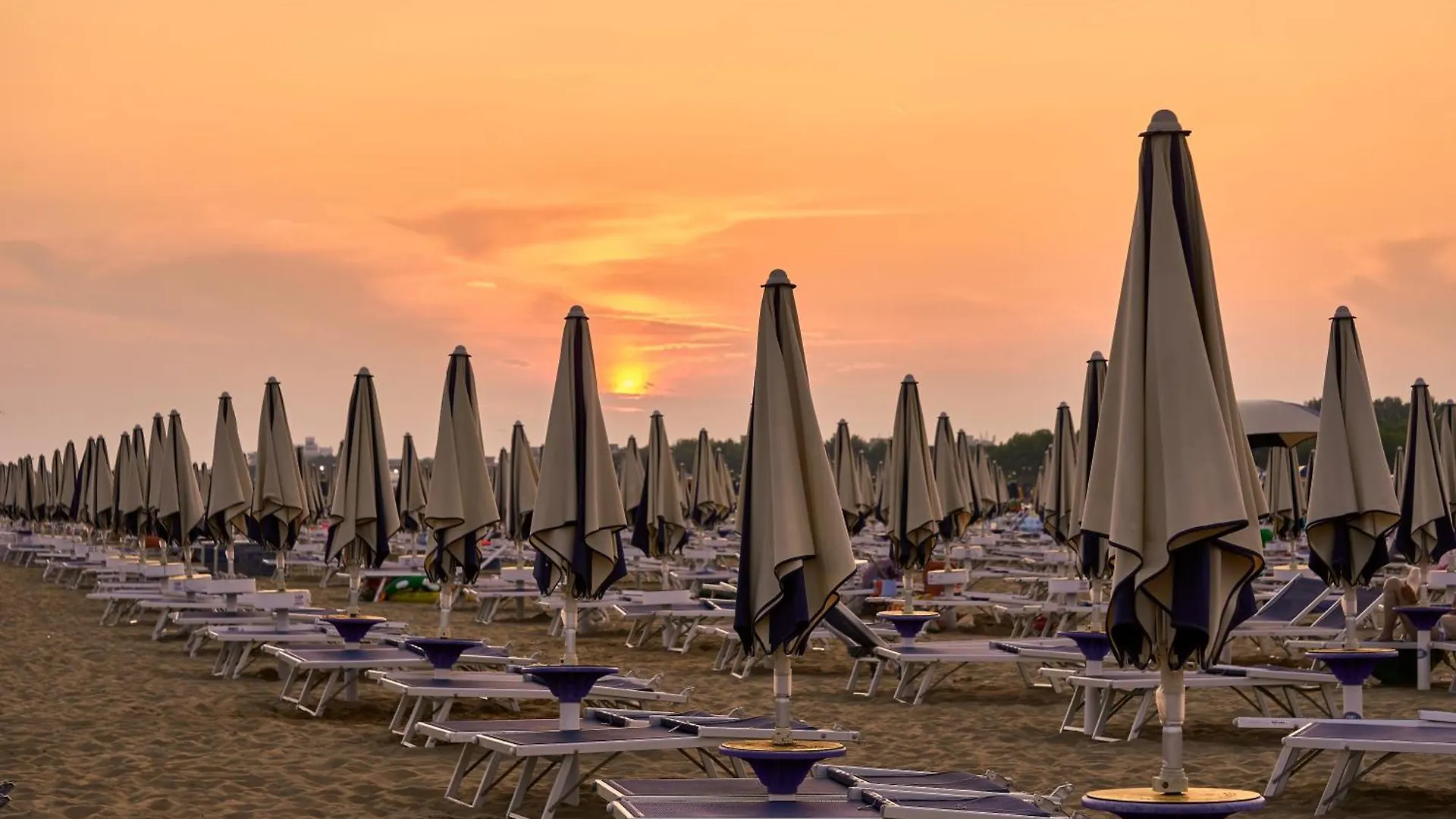 Graceful Apartment With A Bright Terrace - Beahost Bibione
