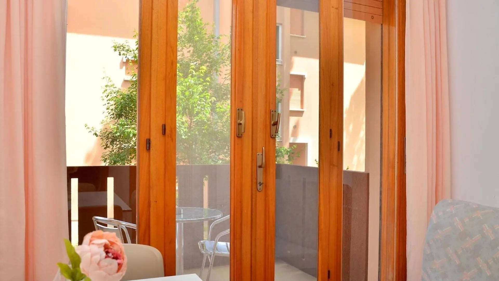 Graceful Apartment With A Bright Terrace - Beahost Bibione
